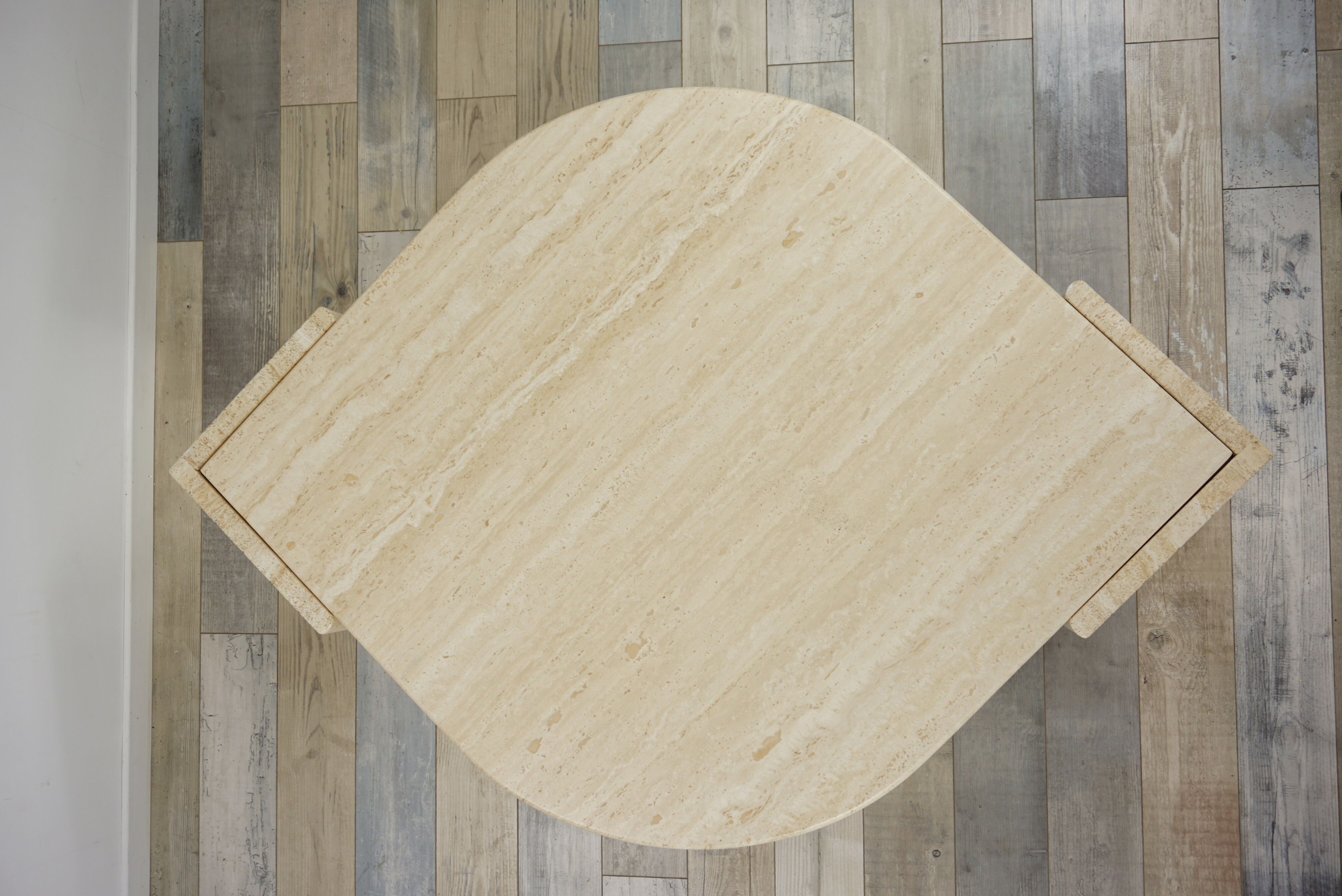 Coffee table in Italian travertine years 70