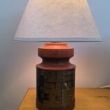 Table lamp in turned wood