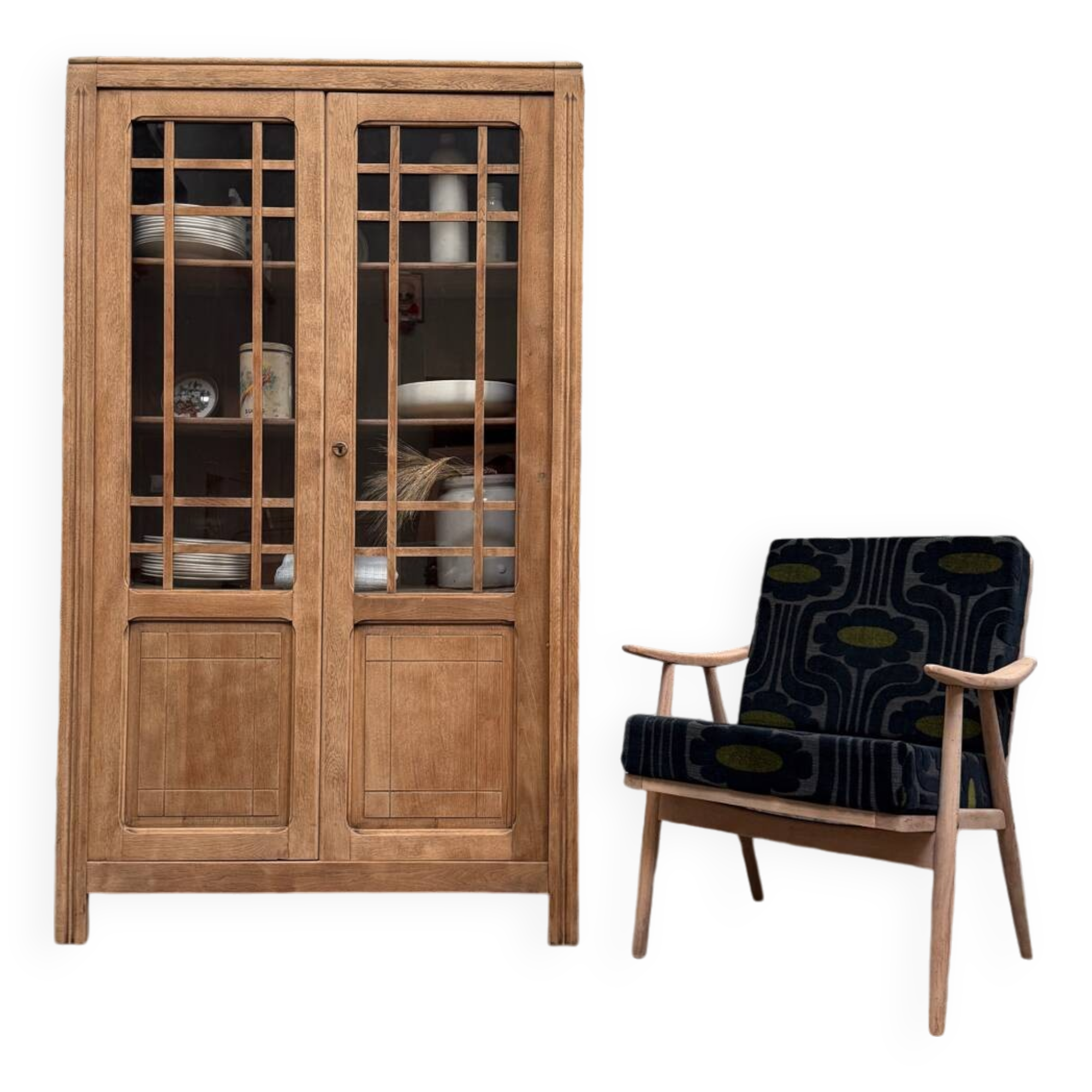 Old display case (renovated)