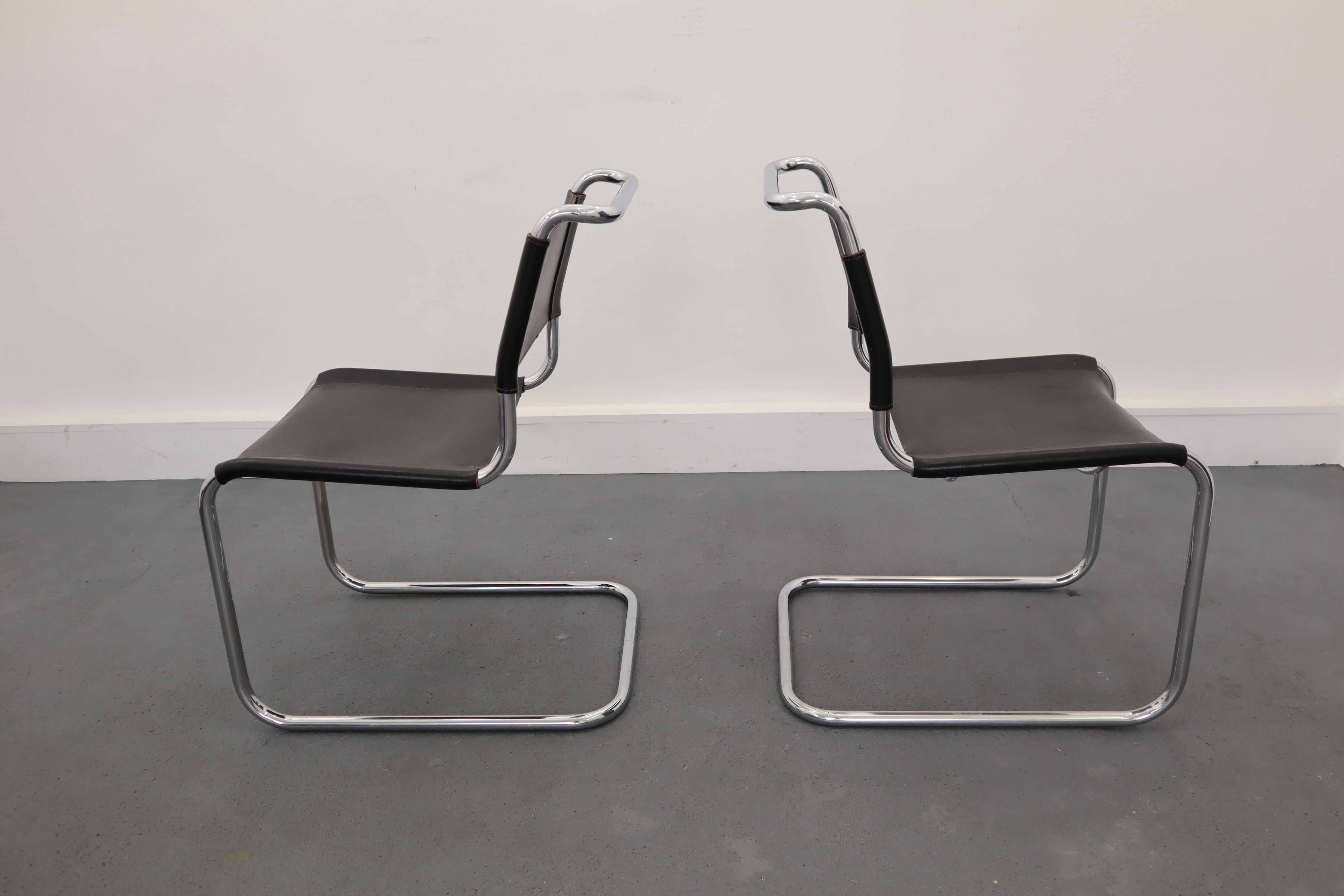 Chairs design Breuer, modèle B33, édition Thonet