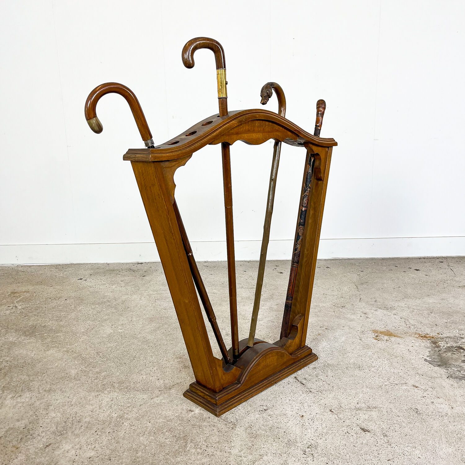 Cane rack 12 walking sticks display stand