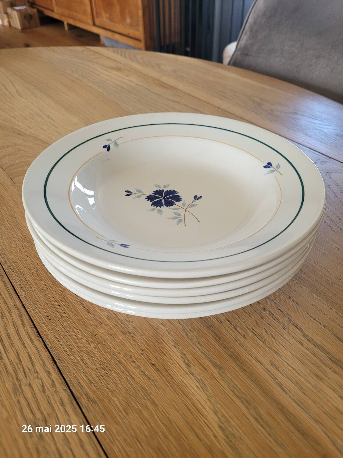 6 Moulin des Loups plates