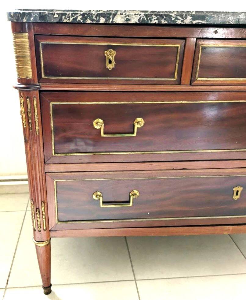 Commode en acajou estampillée f schey,cert. d'authenticité, ép. louis xvi