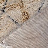 Beni Ouarain Moroccan Berber rug with black diamonds New 210 x 140 cm