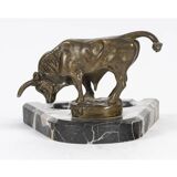 Early 20th century ashtray in patinated bronze and marble.