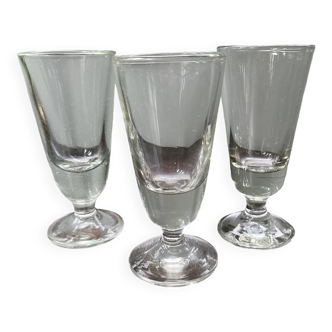 Set of 3 absinthe glasses