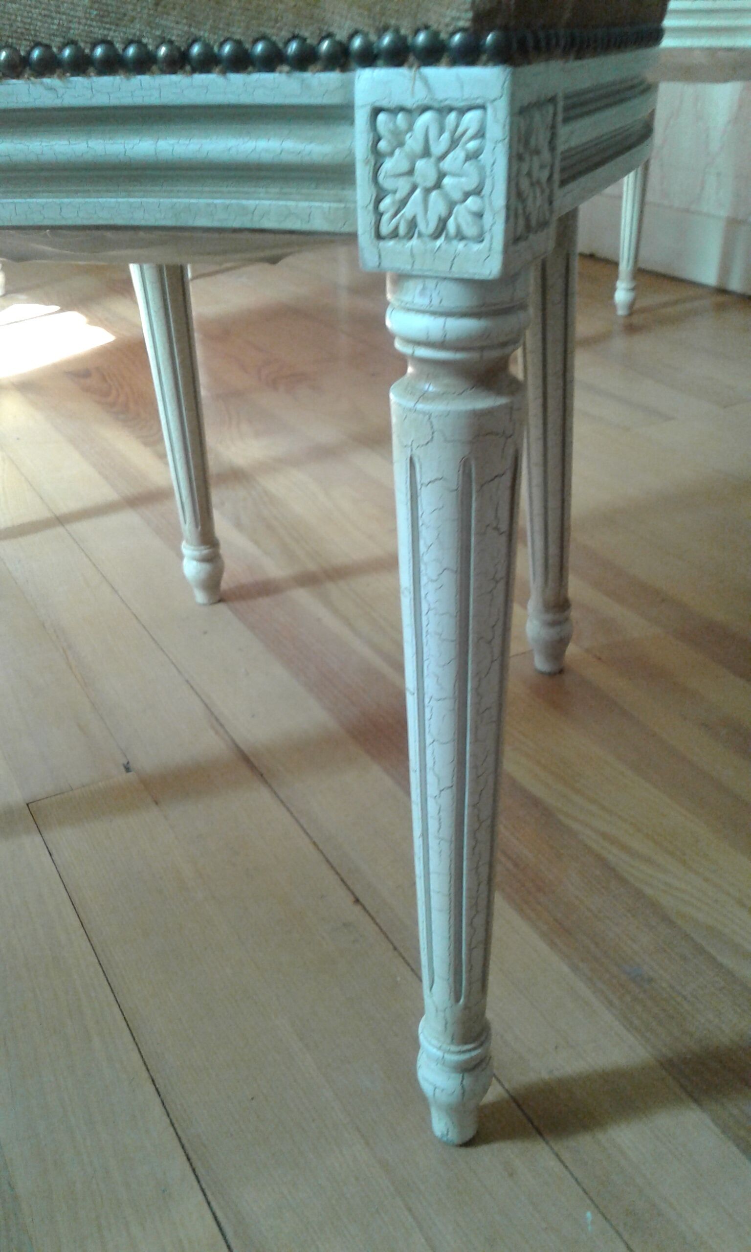 6 chaises medaillon style Louis XVI en velours orangé