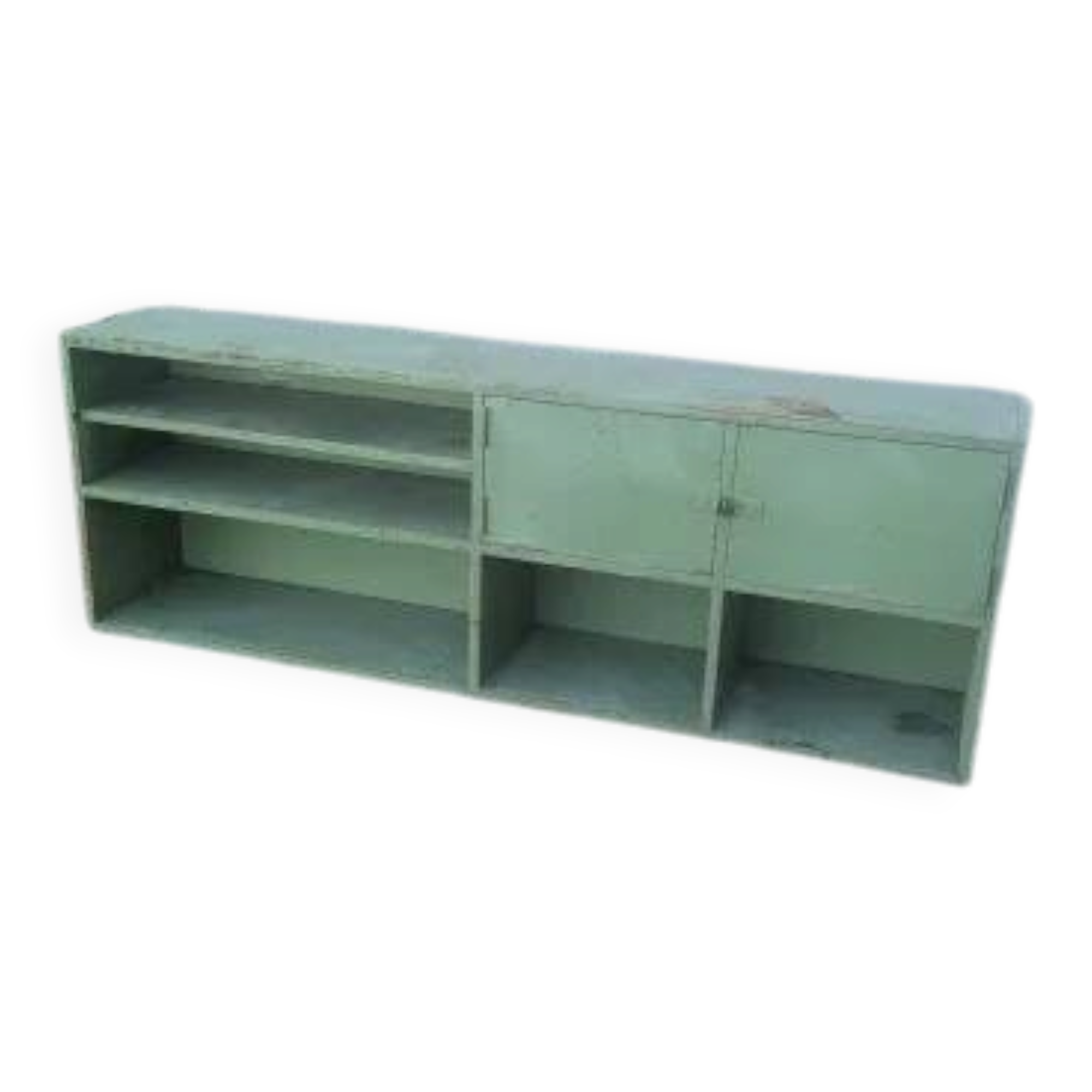 Locker, shelf