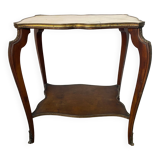 Serving table