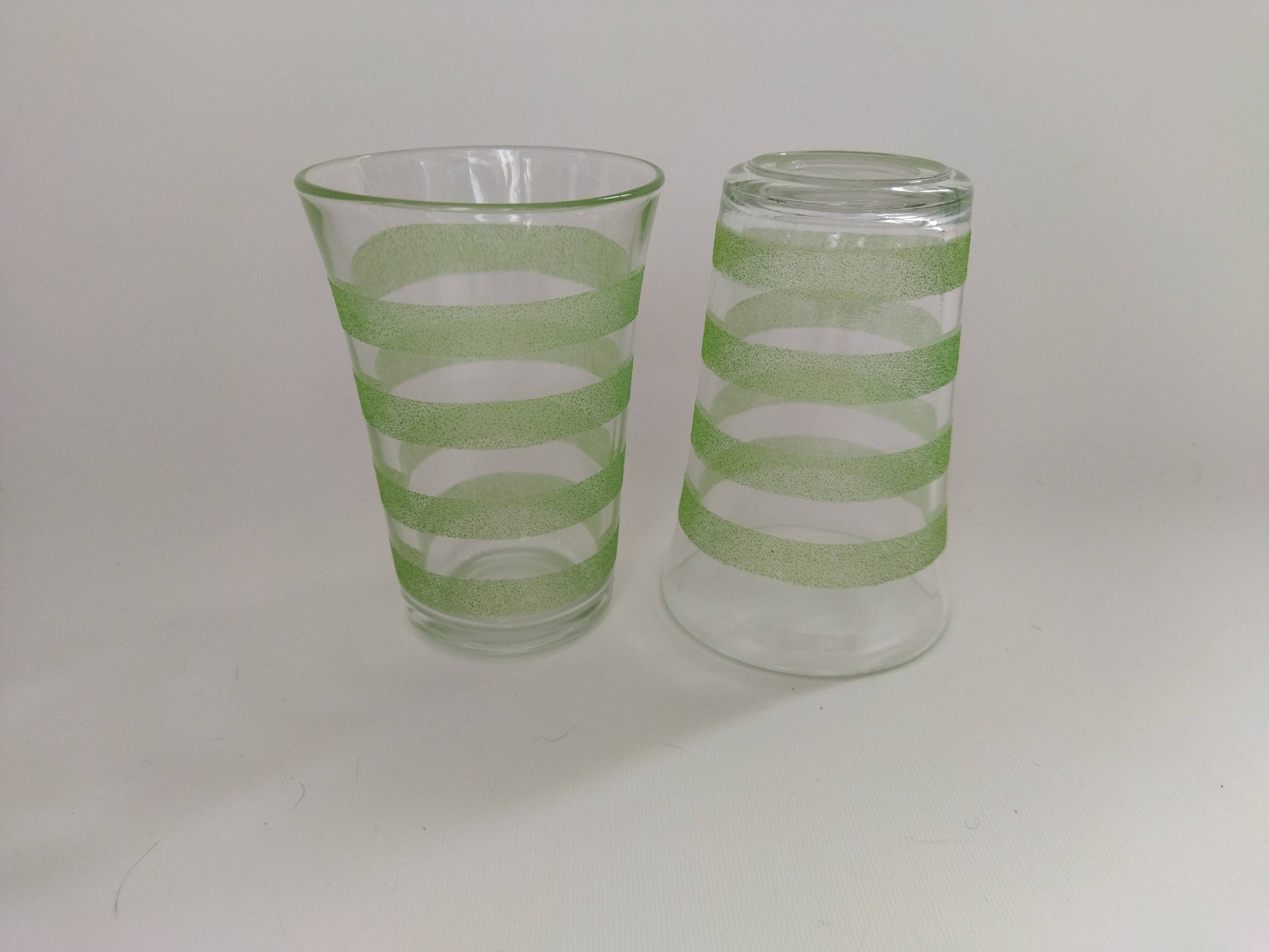 Deux verres granités VHF