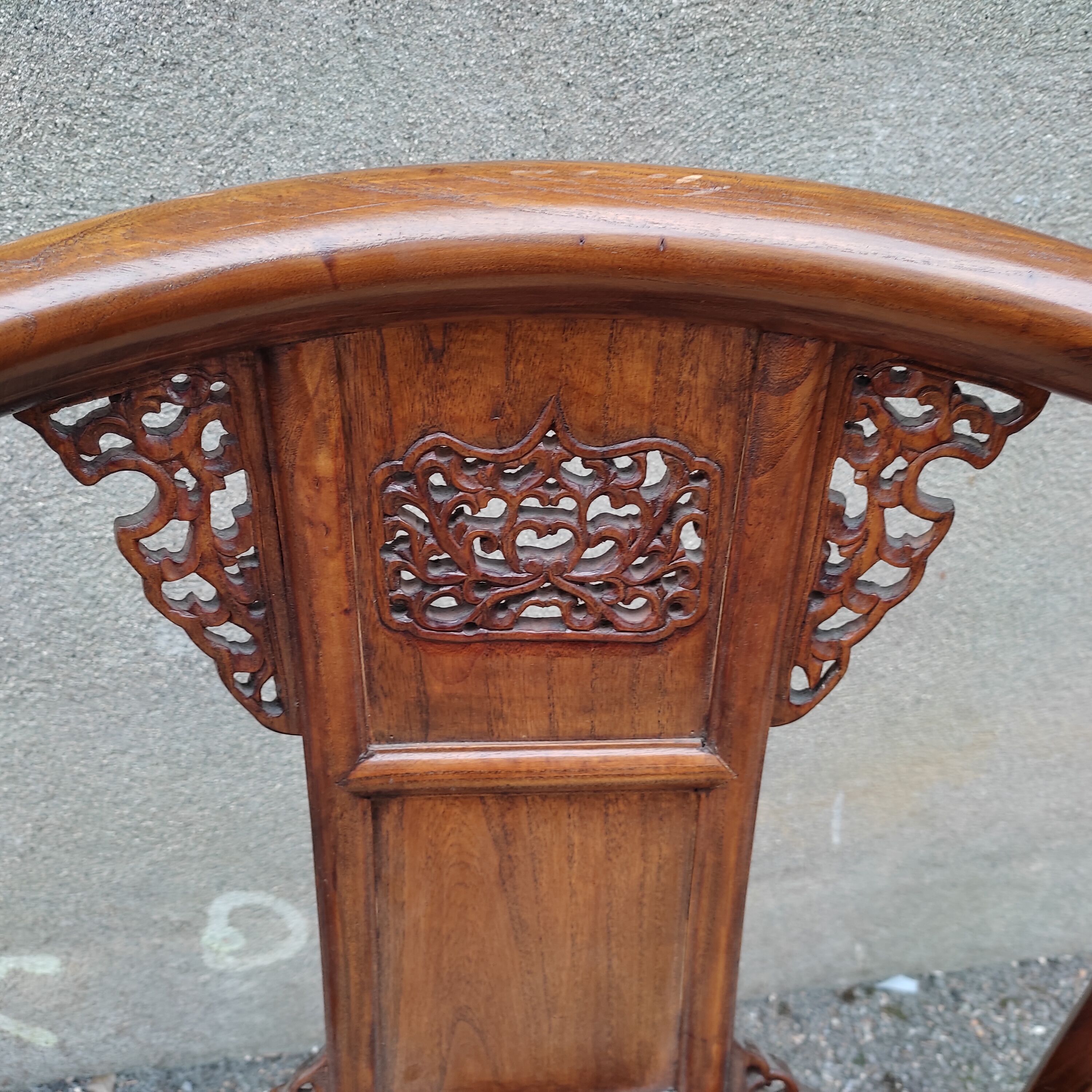 Chinese horseshoe armchair