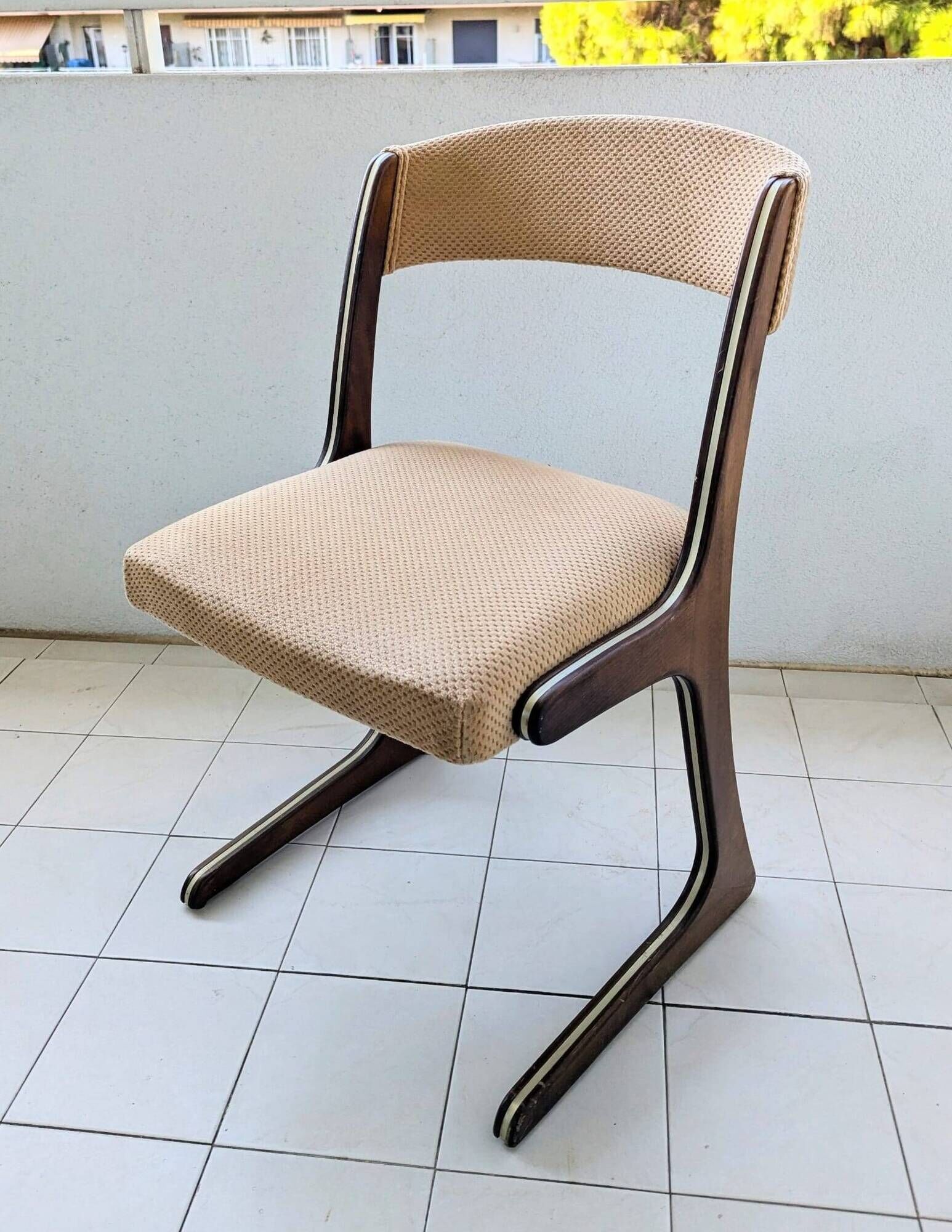 4 chaises Baumann