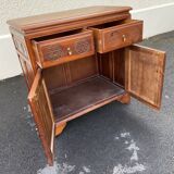 Buffet down chinese décor