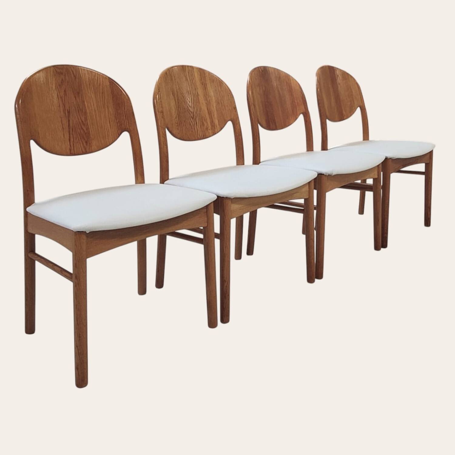 Chaises danoises des années 70