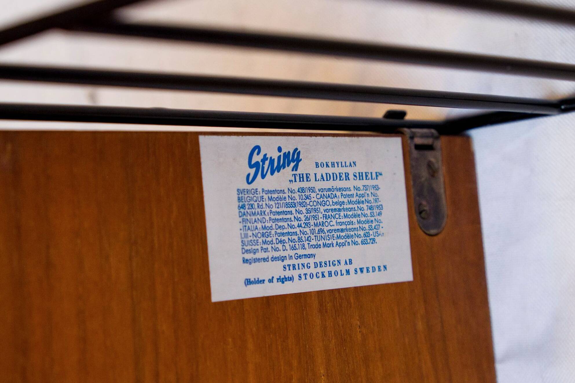 Recipient teak shelf - magazine holder by Kajsa - Nils "Nisse" Strinning for String 1960s