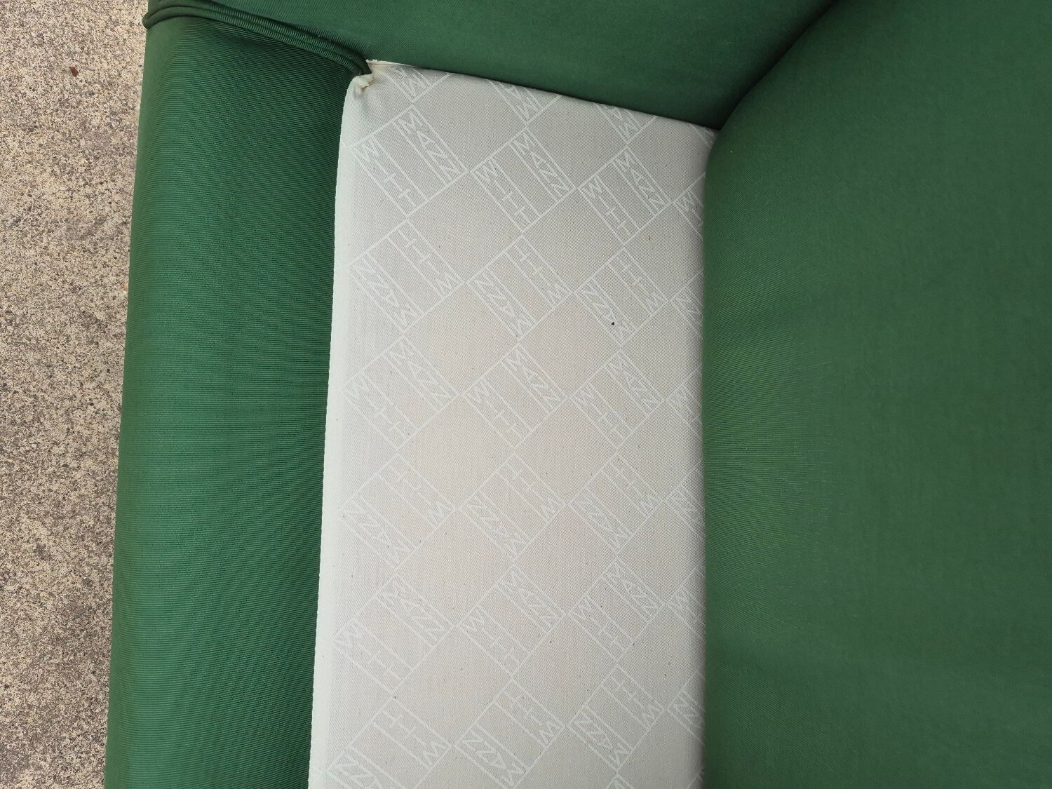 Set 2 vintage green Aura chair Paolo Piva Wittmann