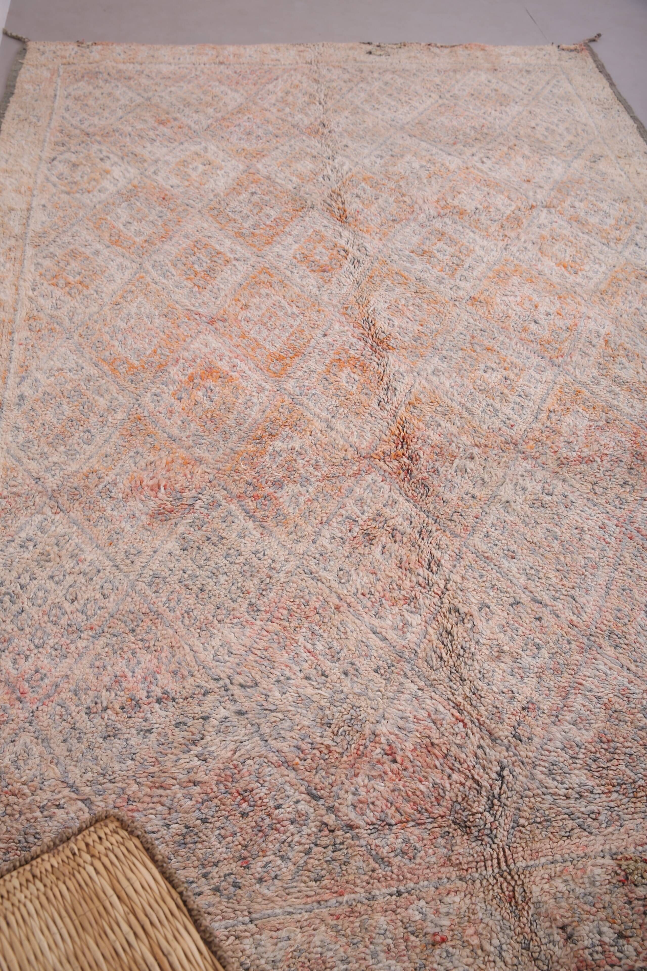 Tapis marocain vintage pâle 197 x 306 cm, tapis en laine berbère, tapis fait main boho