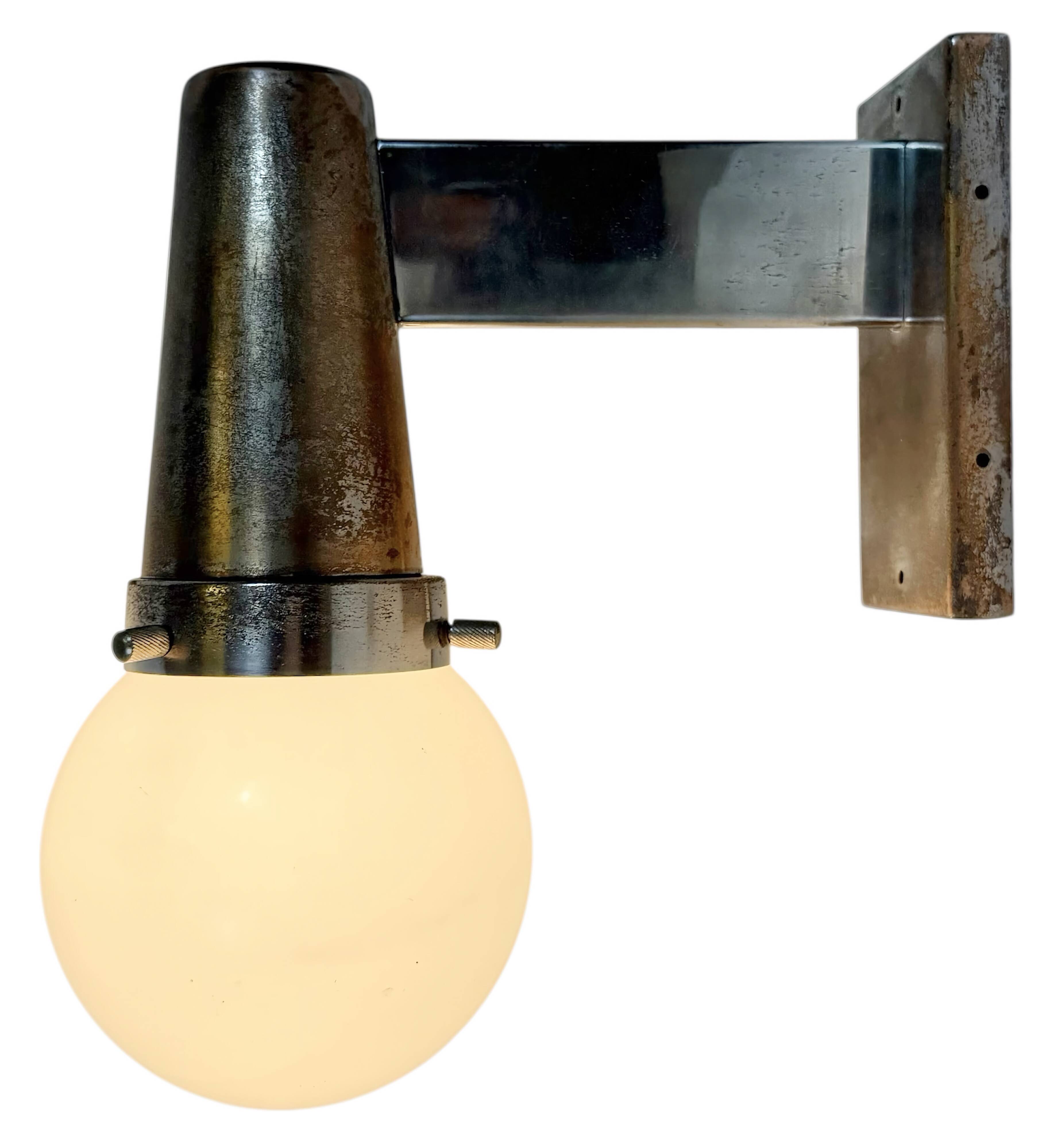 Vintage Art Deco Wall Light with Opal Glass, 1930s