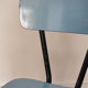 Chaise en formica bleue