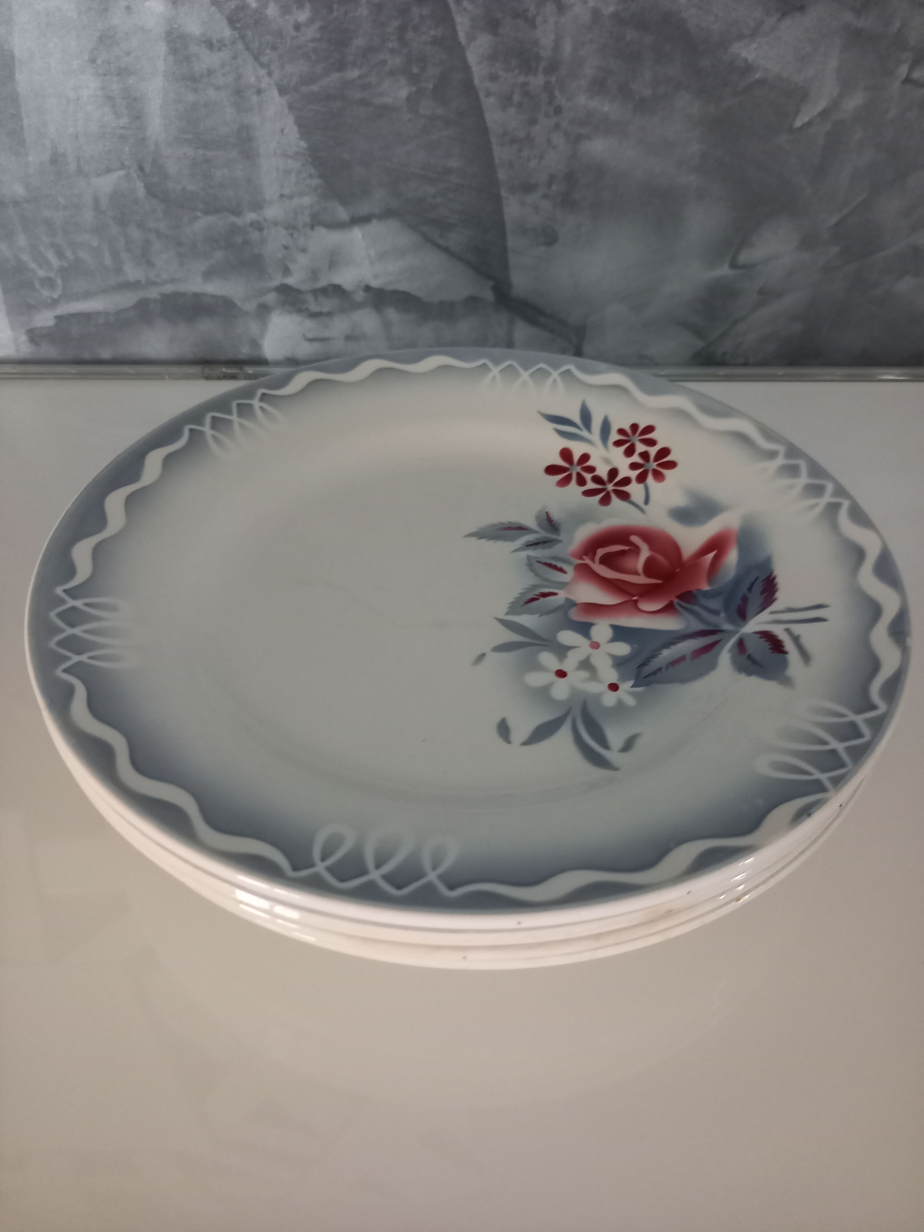 Lot of 4 flat plates Digoin Sarreguemines