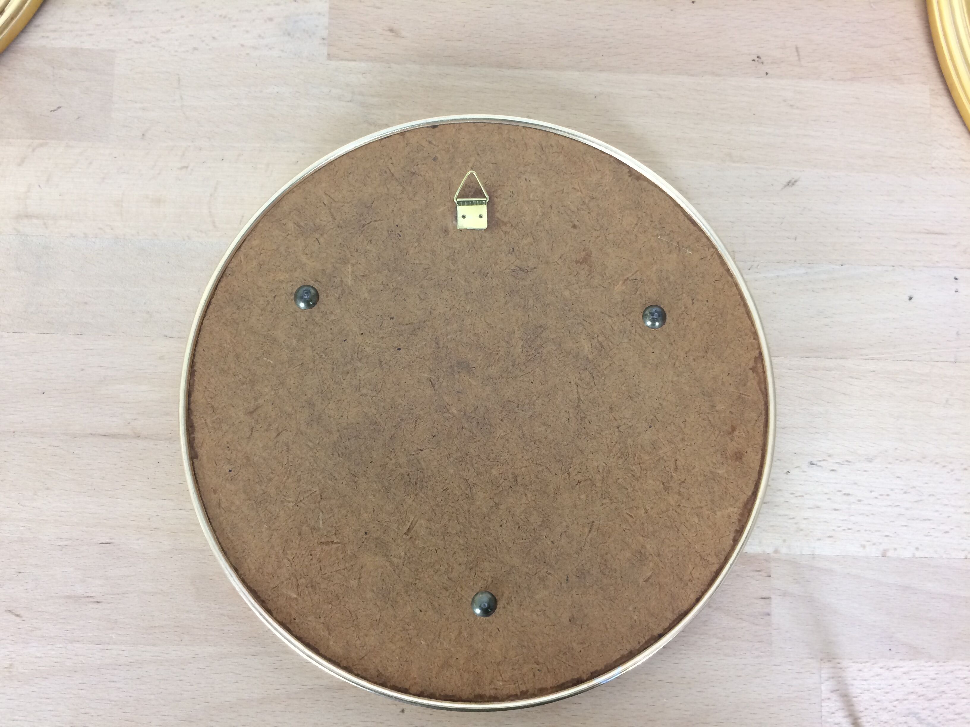 Set de 4 miroirs ronds cerclage doré 29cm