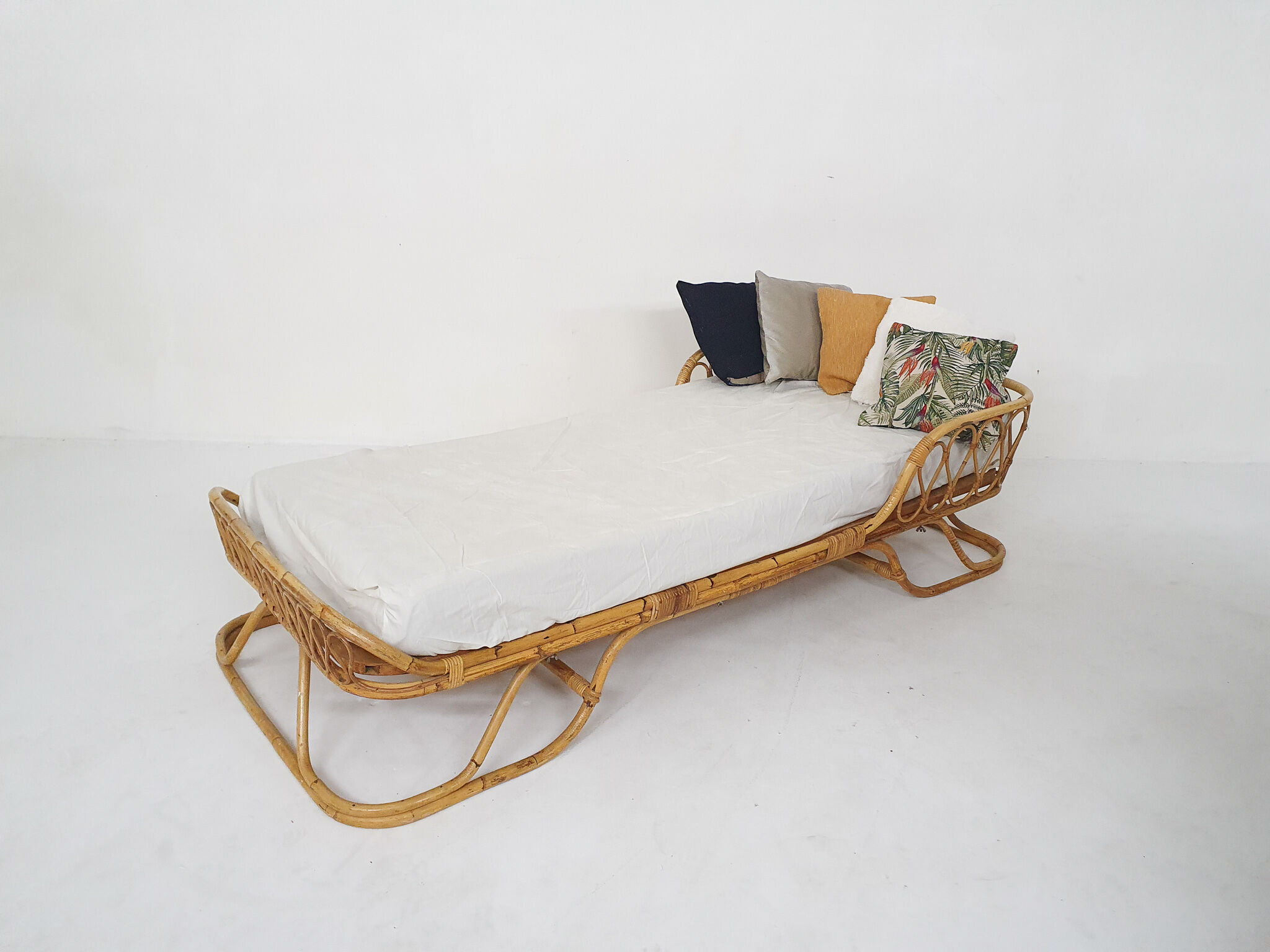 Vintage rattan daybed, The Netherlands 1960's
