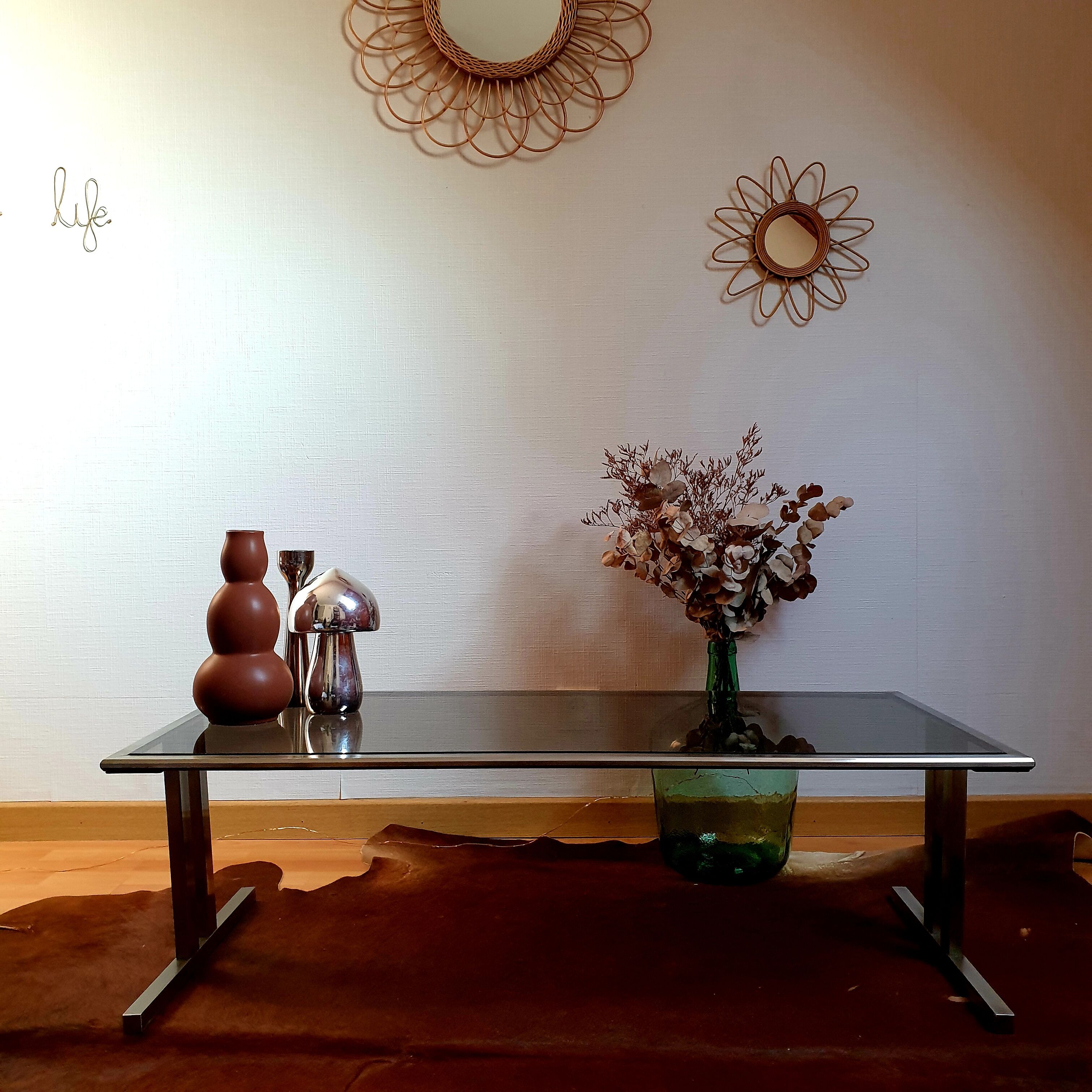 Vintage pull-out coffee tables