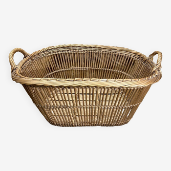 Vintage wicker basket, 60s,70's, chic countryside decoration