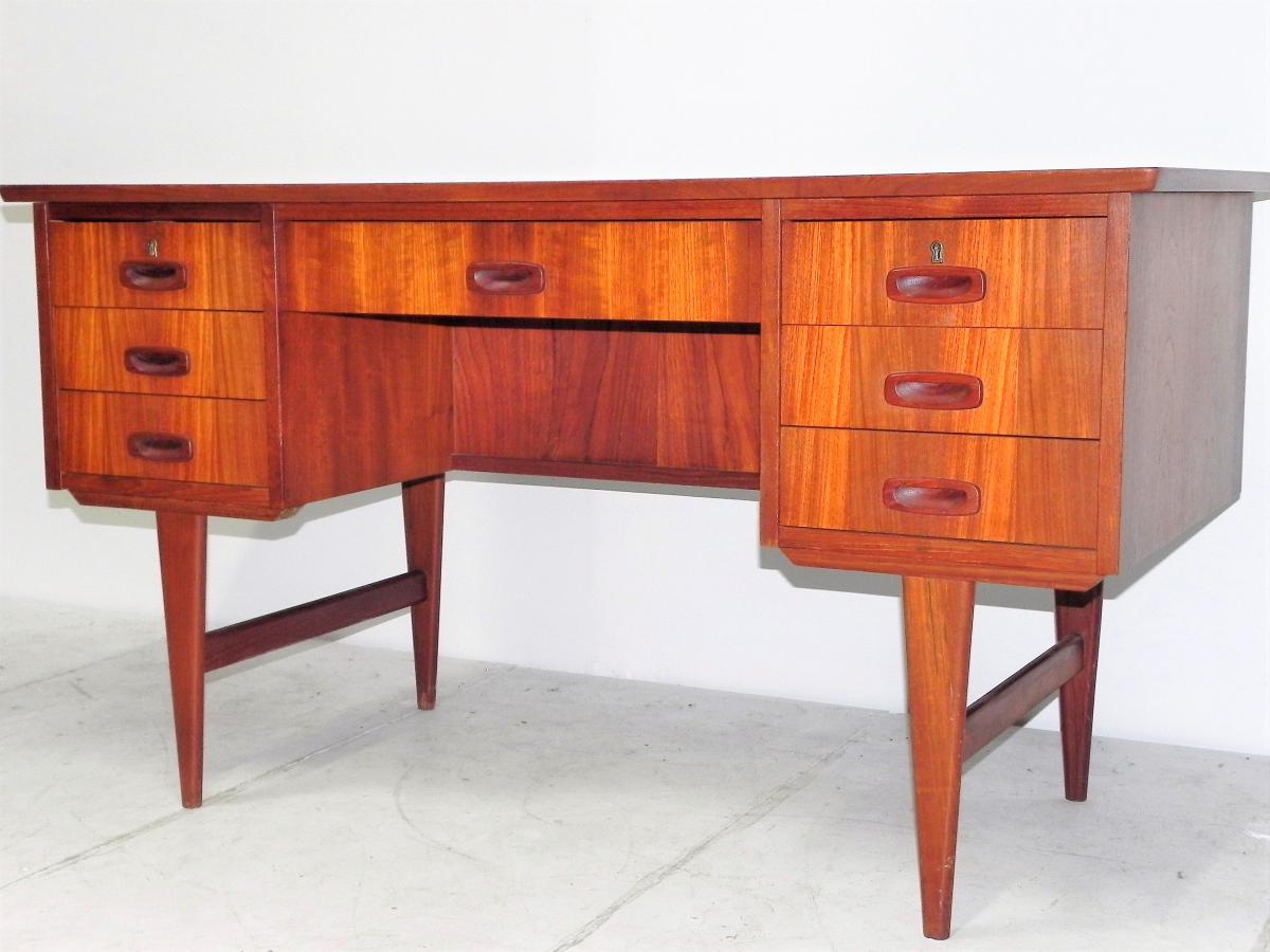 Scandinavian office origin Denmark teak