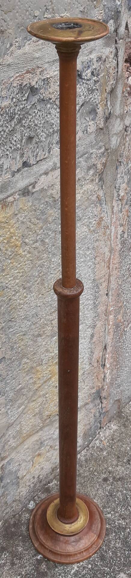Candle holder, candlestick, chandelier or candelabrum in wood, height 85cm.