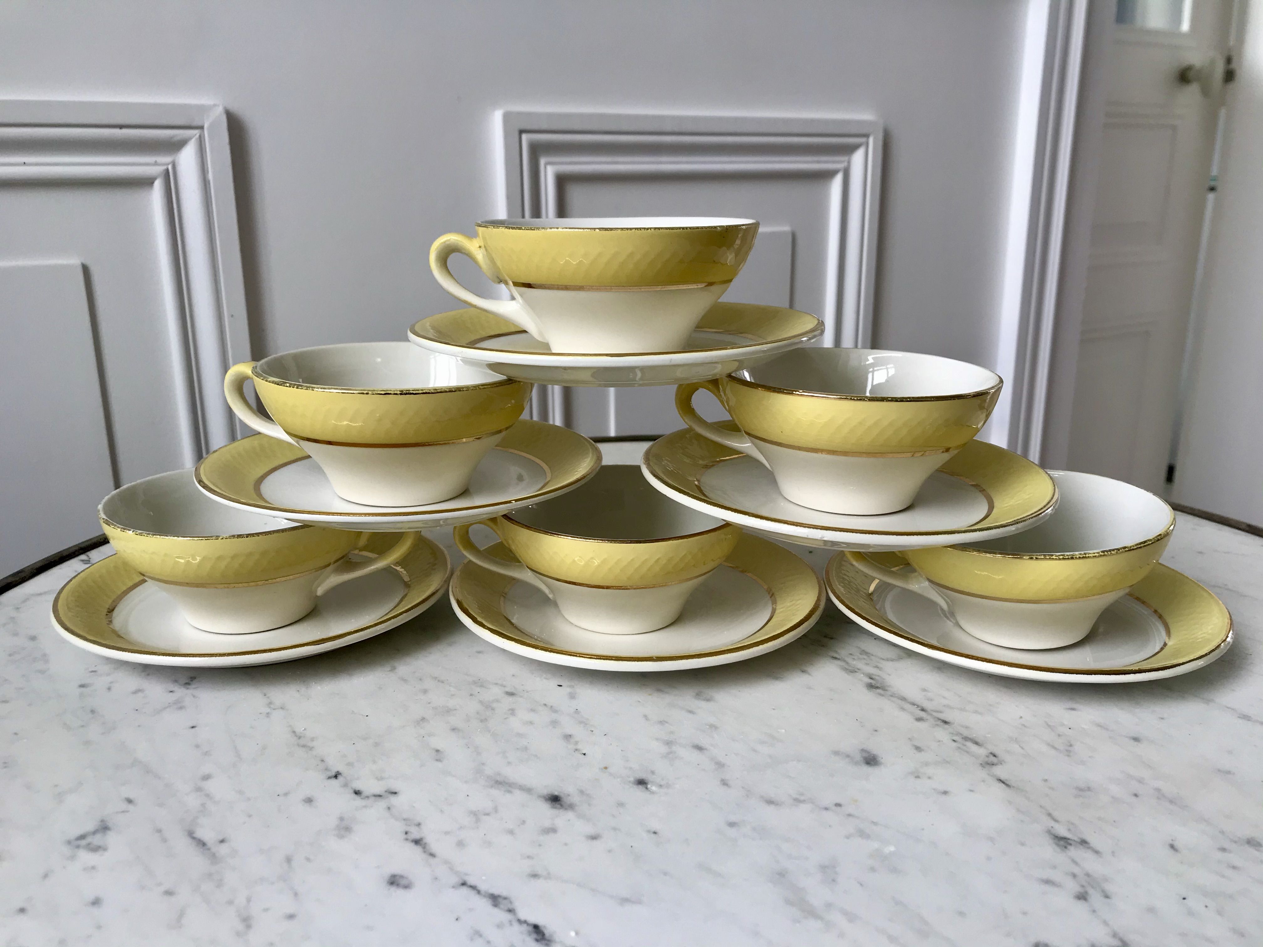 Set of 6 cups and textured yellow sub-cups digoin sarreguemines 50s