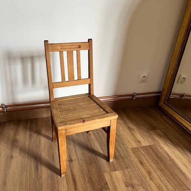 Chaise enfant bois