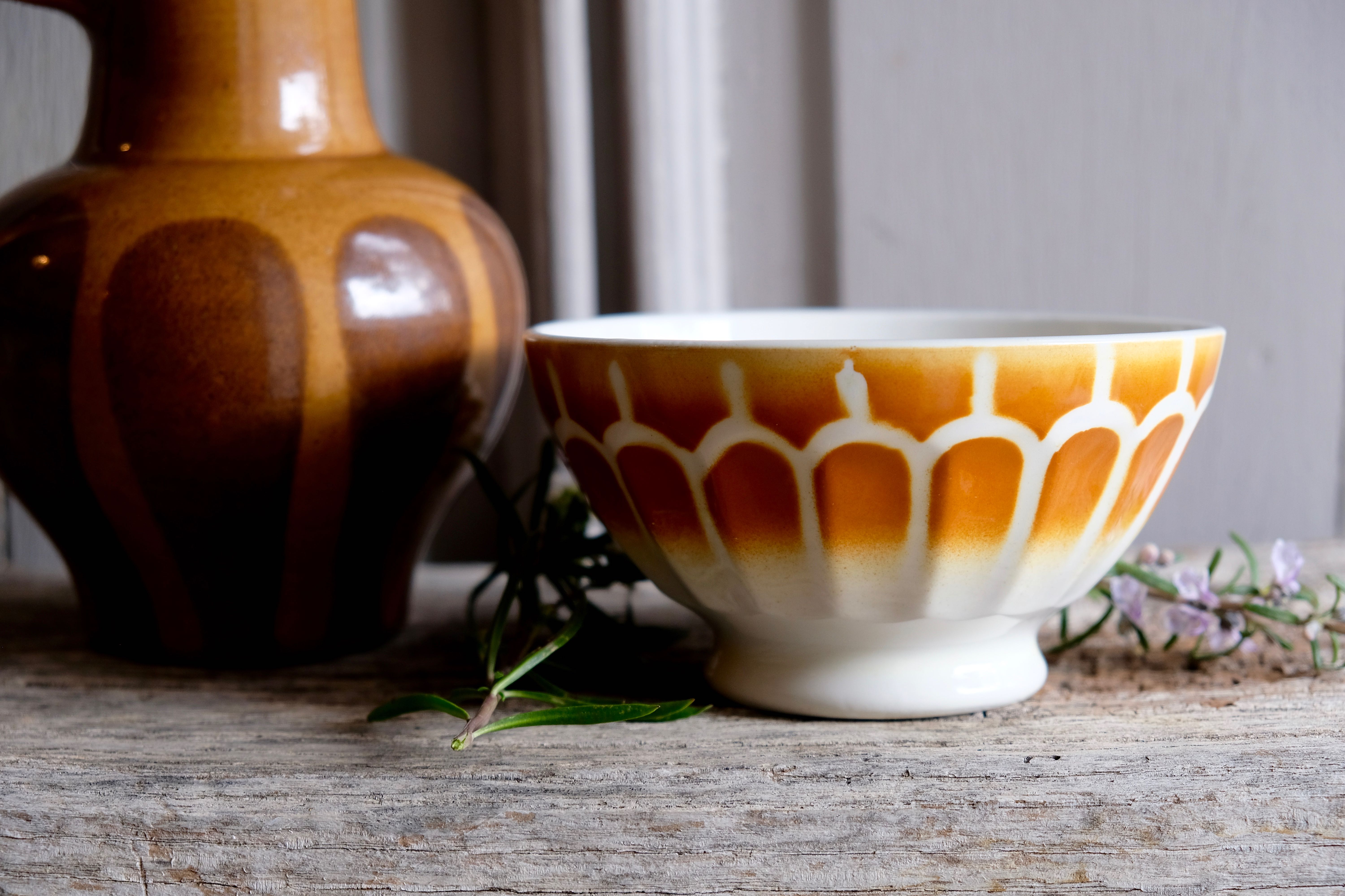 Large old bowl in arcades 50s
