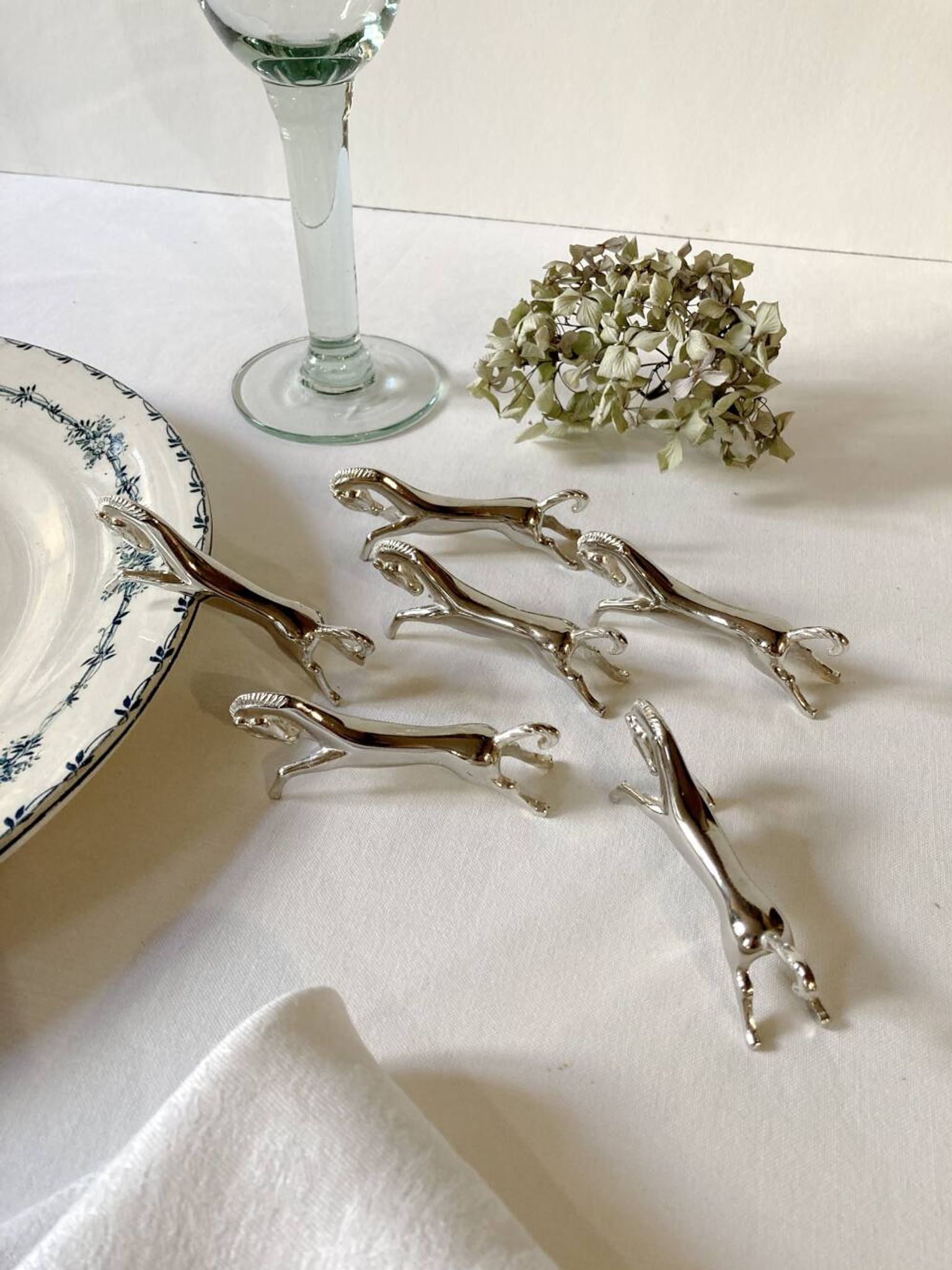 6 silver-plated knife rests in the shape of a horse. 1960s