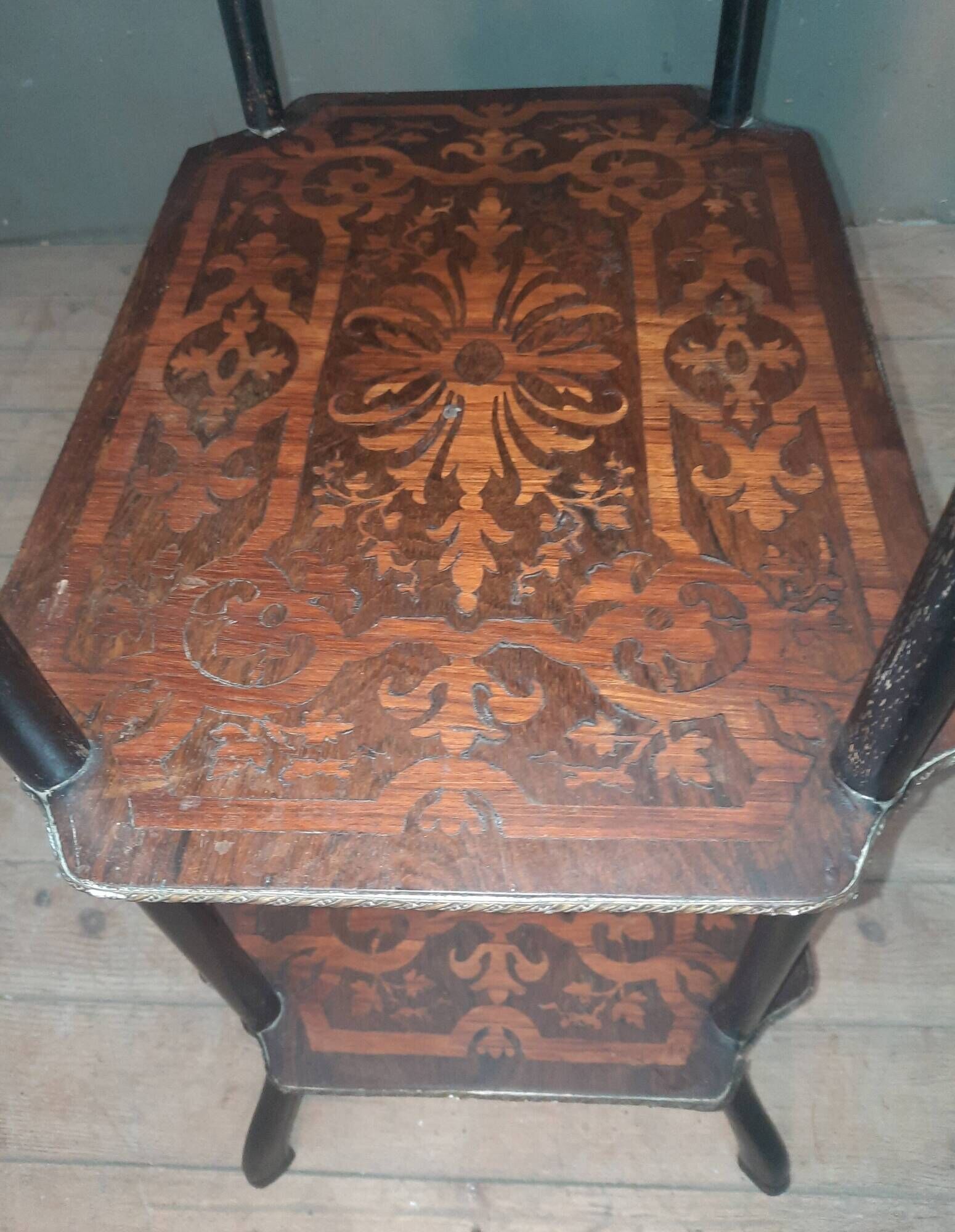 Napoleon III etagere in marquetry