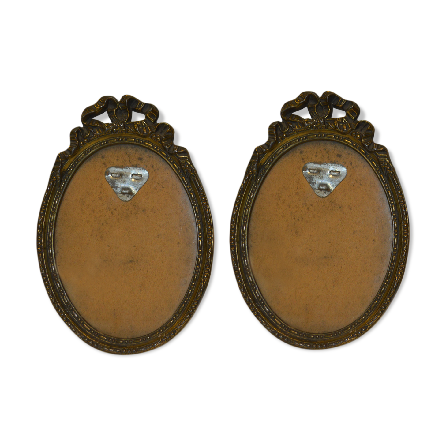 Brass frames with a knot