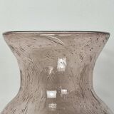 Vase en verre soufflé