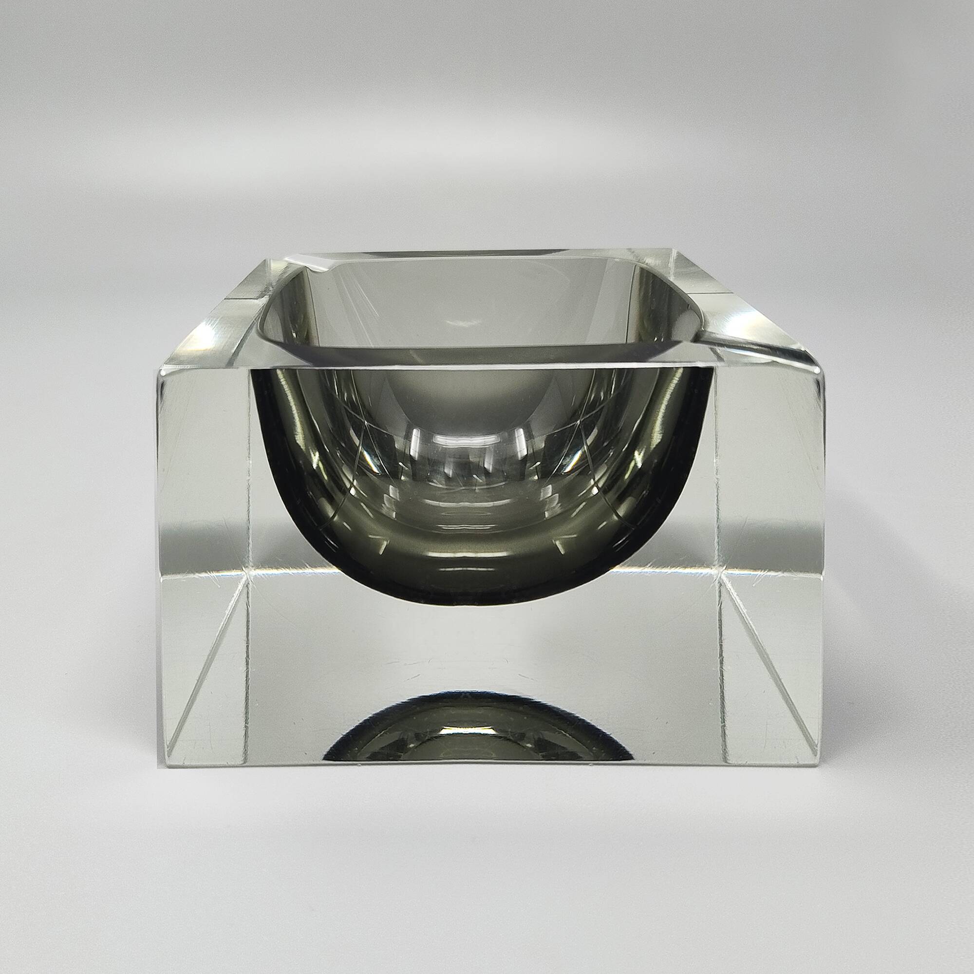 1960s Stunning grey ashtray or catchall by Flavio Poli for Seguso. Made in Italy