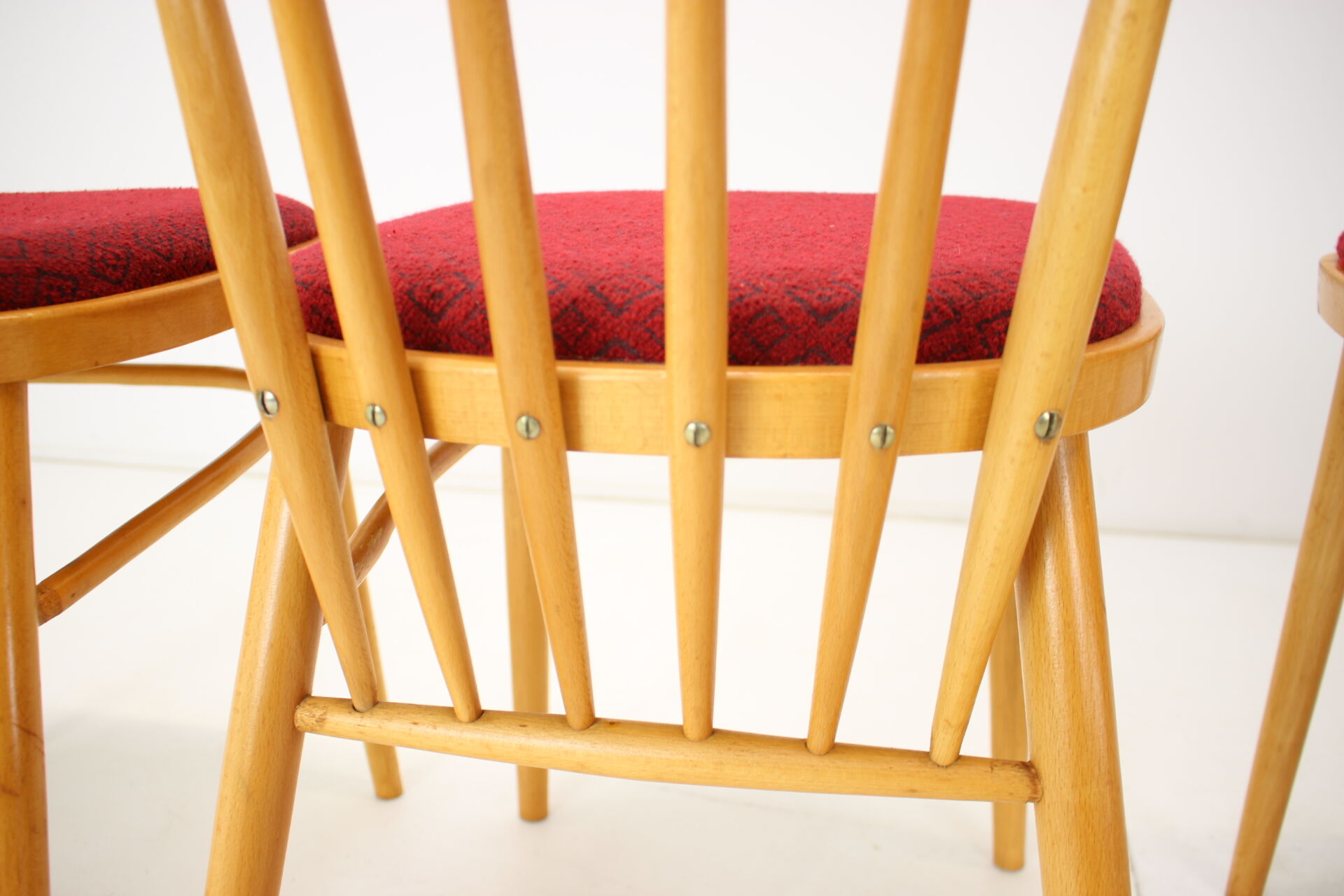 Set of four dining chairs/Tatra Pravenec, 1970's.