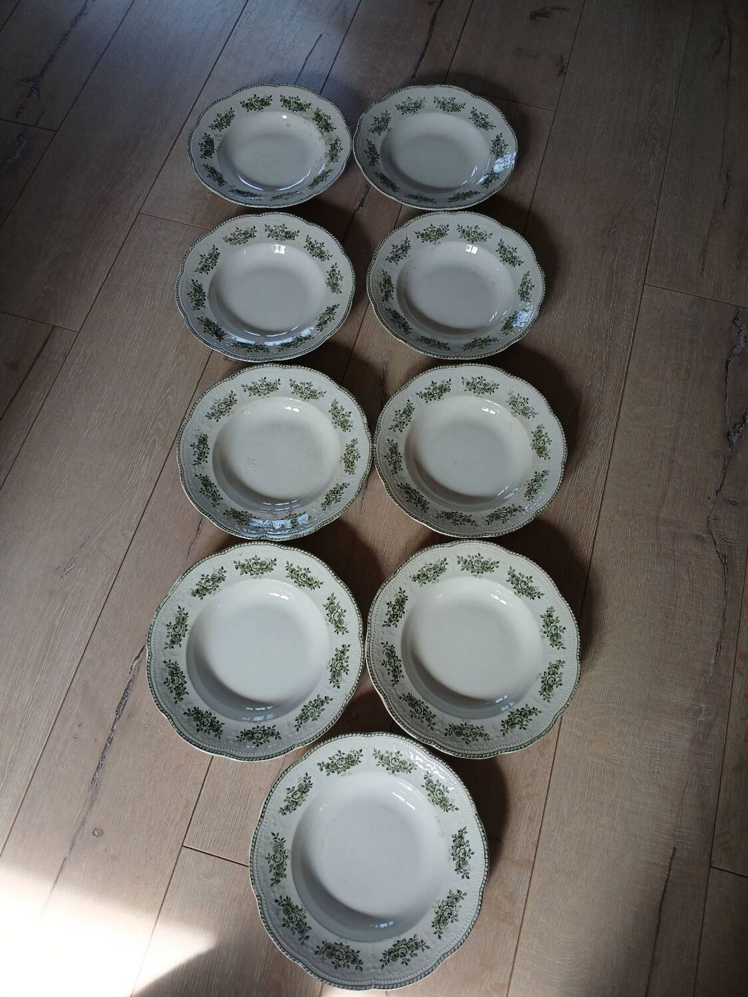 9 assiettes creuses Terre de fer Badonviller