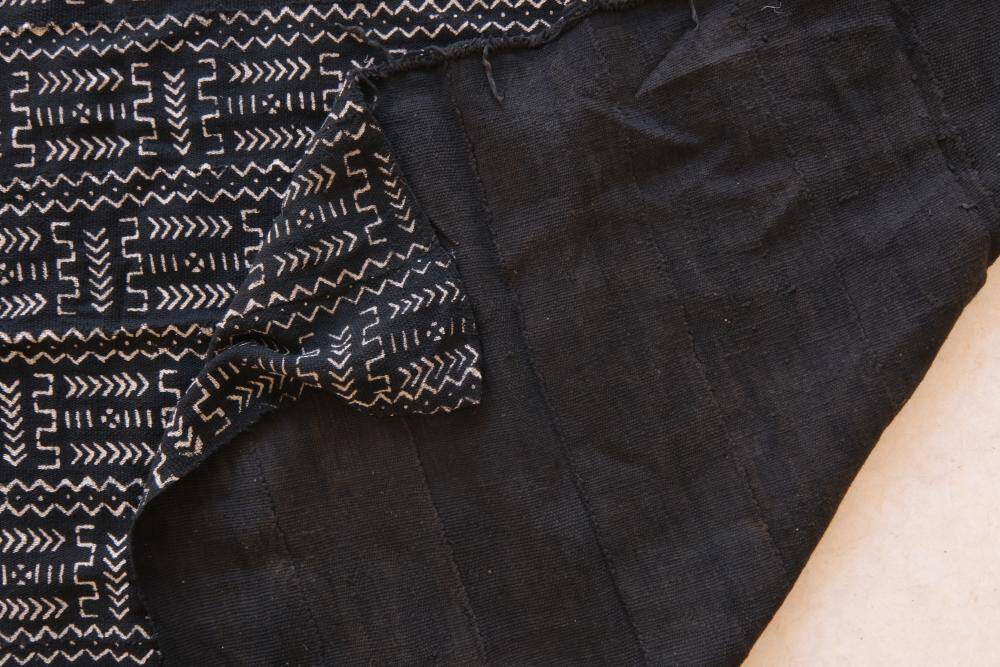 Vintage fabric from Mali - 152 x 205 cm