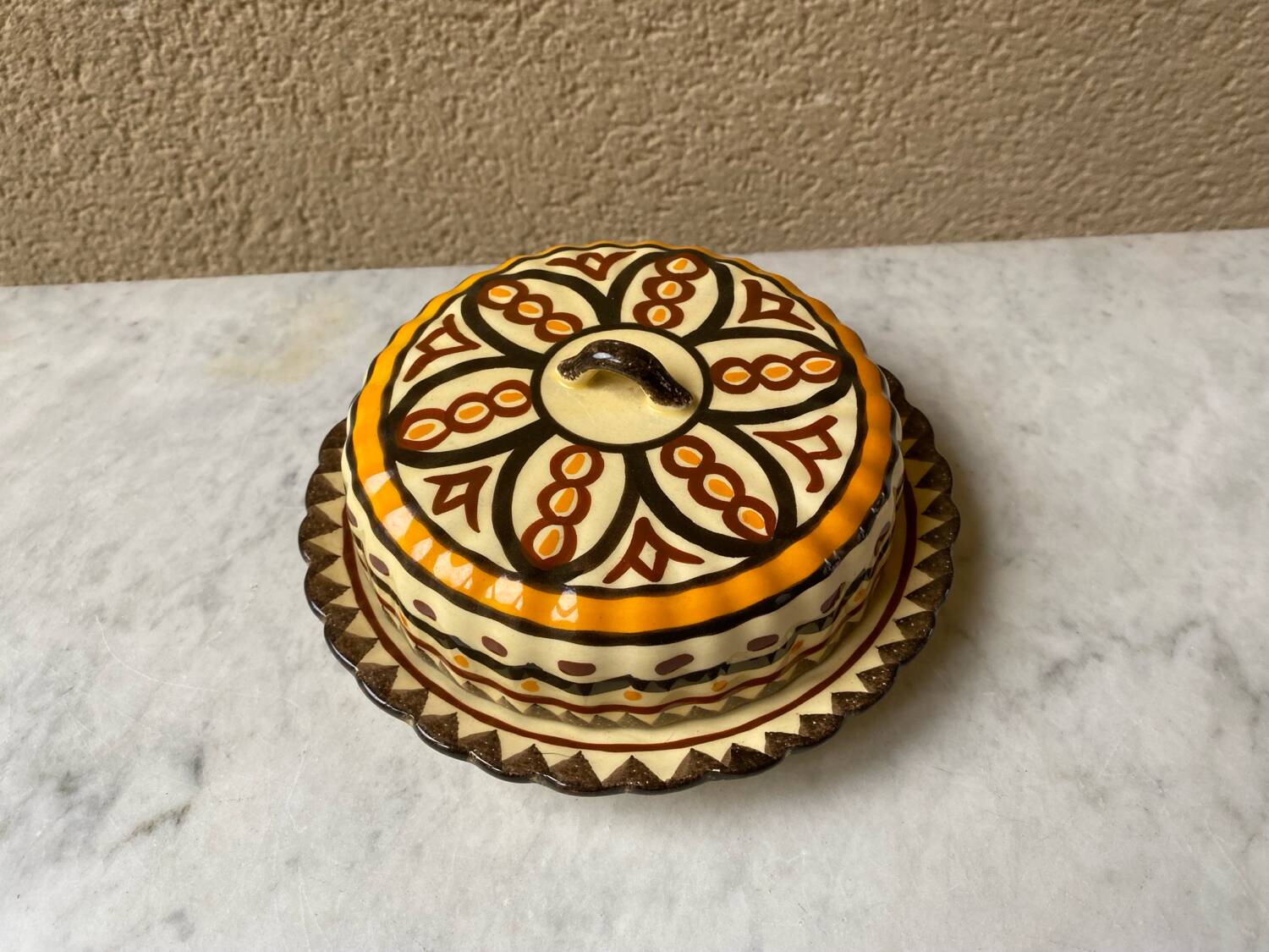 Vintage 1960s HB Quimper ceramic butter cheese box