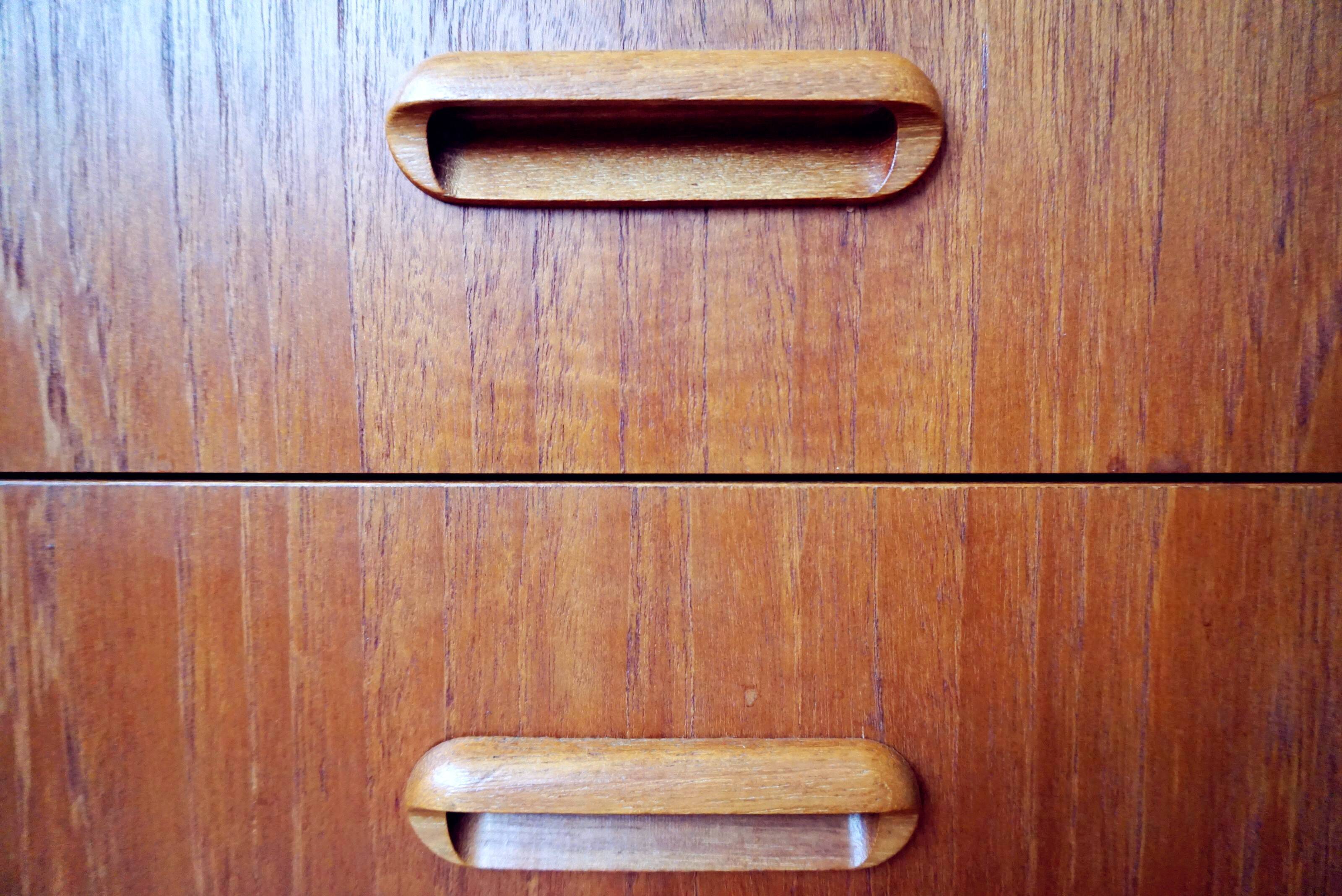 Scandinavian chest of drawers