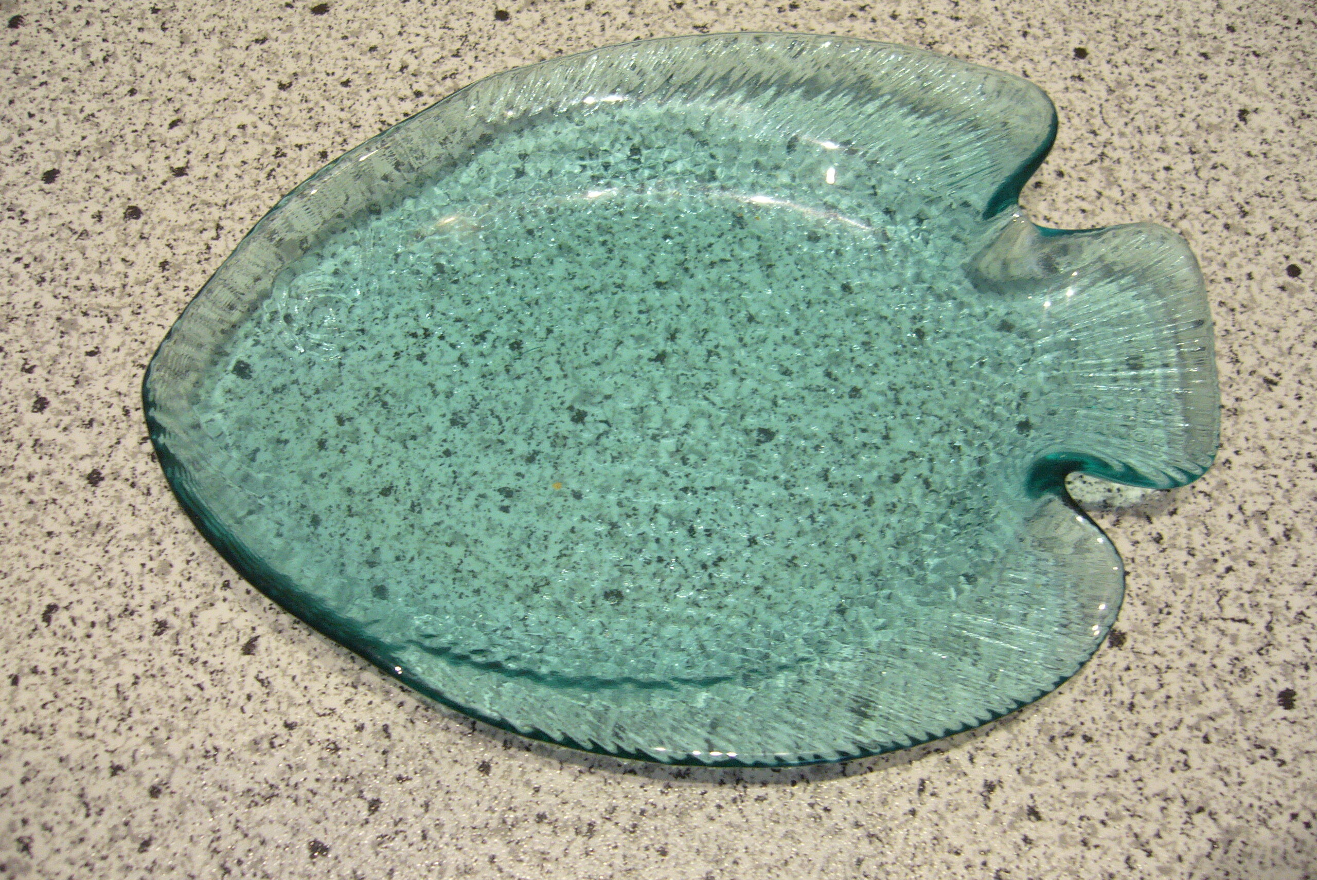 Two fish-shaped bowls