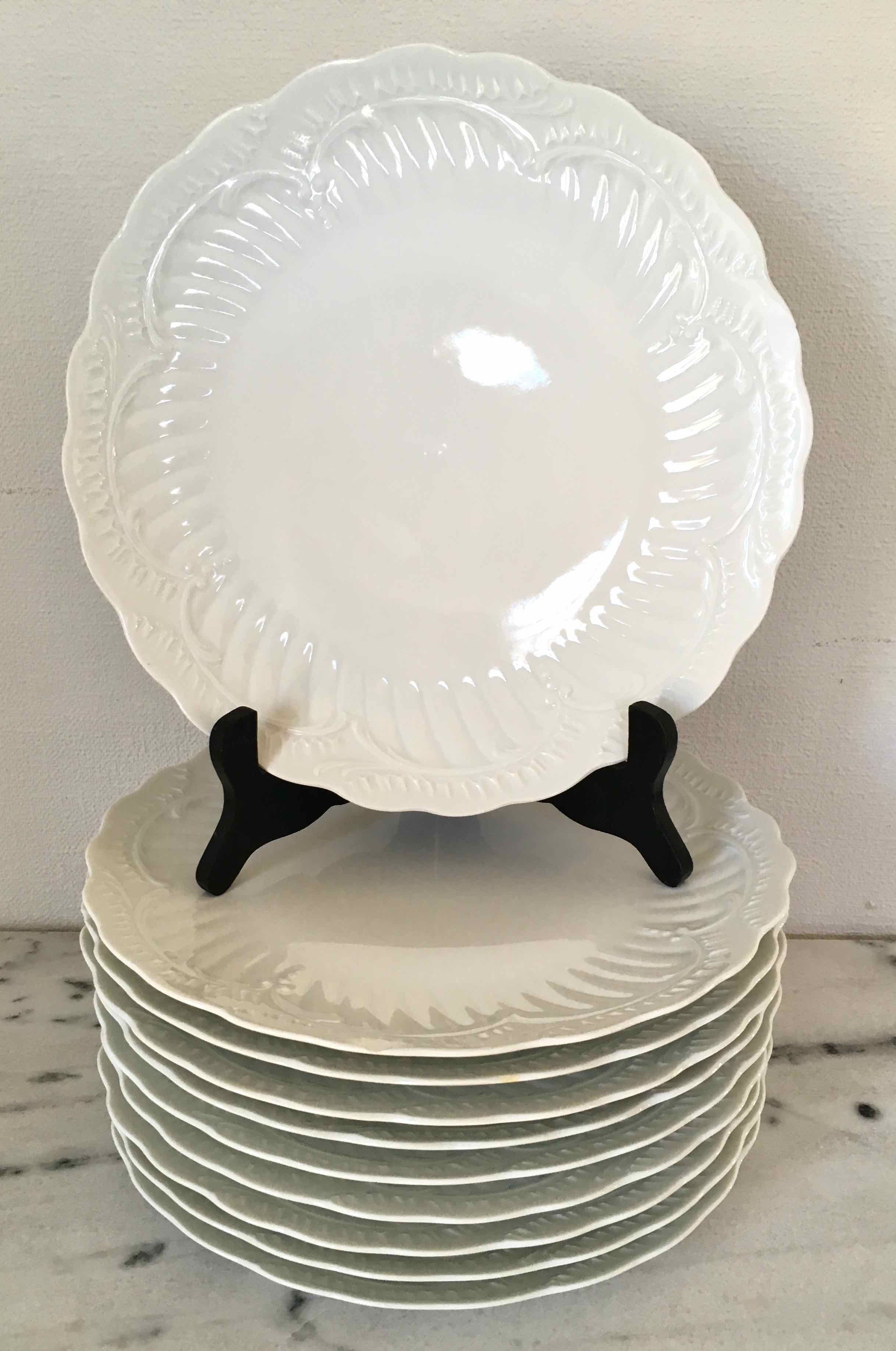 Set de 10 assiettes porcelaine fine de Limoges