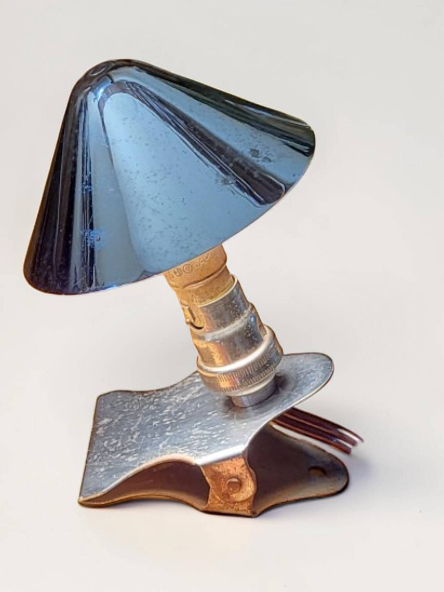 70s mushroom clip lamp