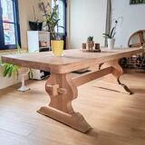 Monastery table in aeorogumed oak