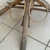 Round rattan table