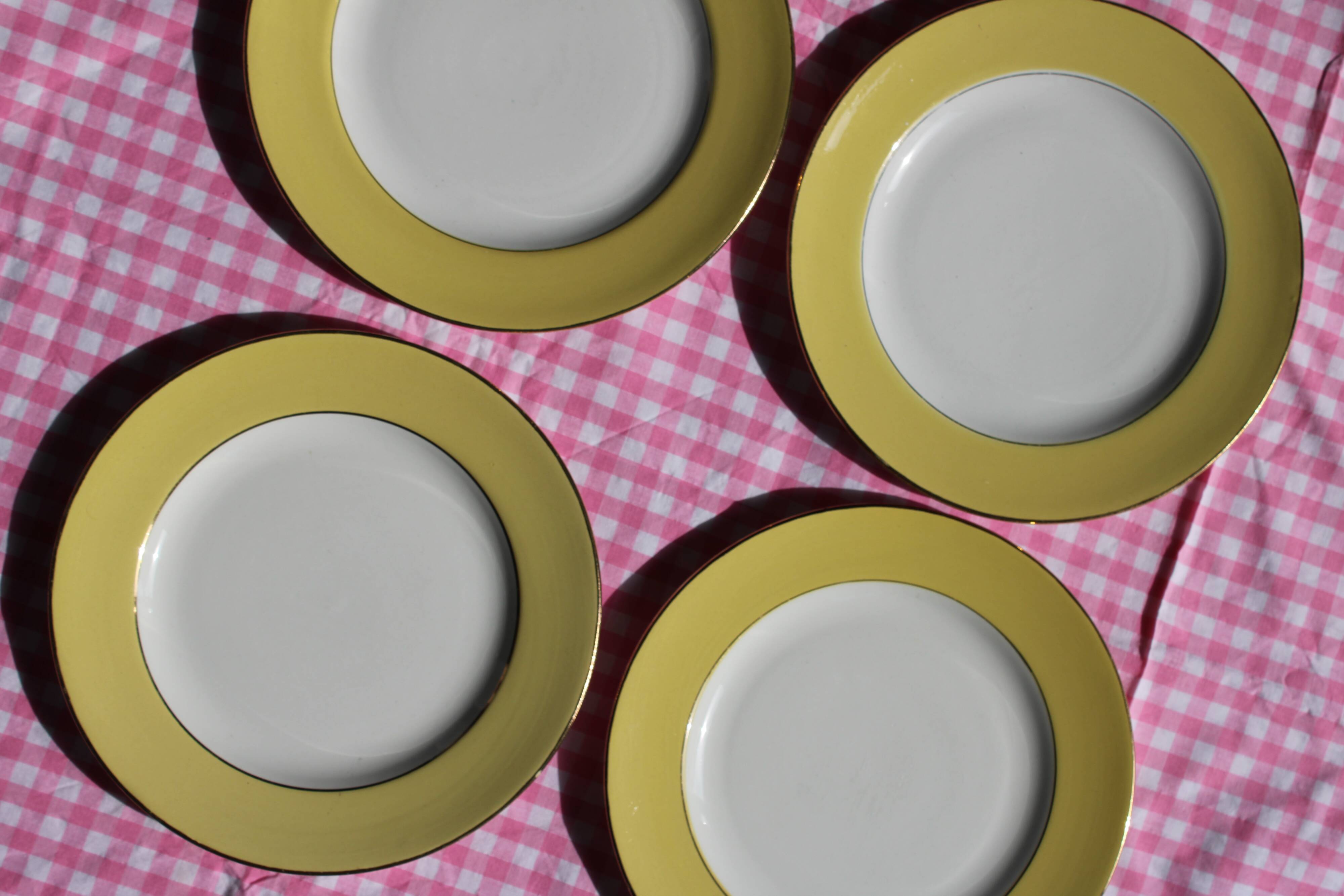 4 yellow L'amandinoise vintage dinner plates