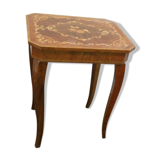 Table box with marked music